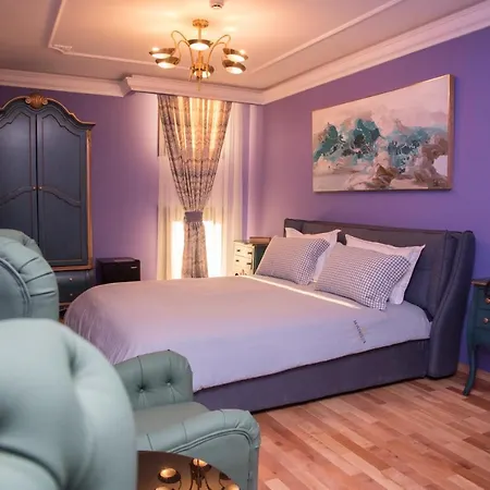 Montrelux Resort