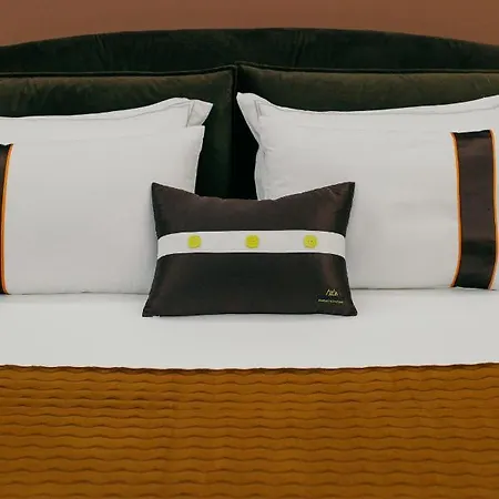 리조트 Montrelux